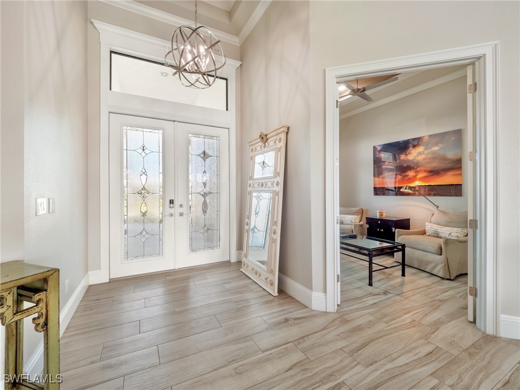 1042 Clarellen DR