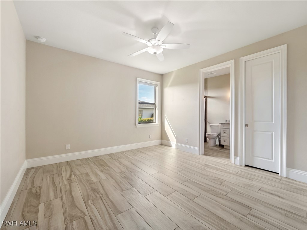 1042 Clarellen DR