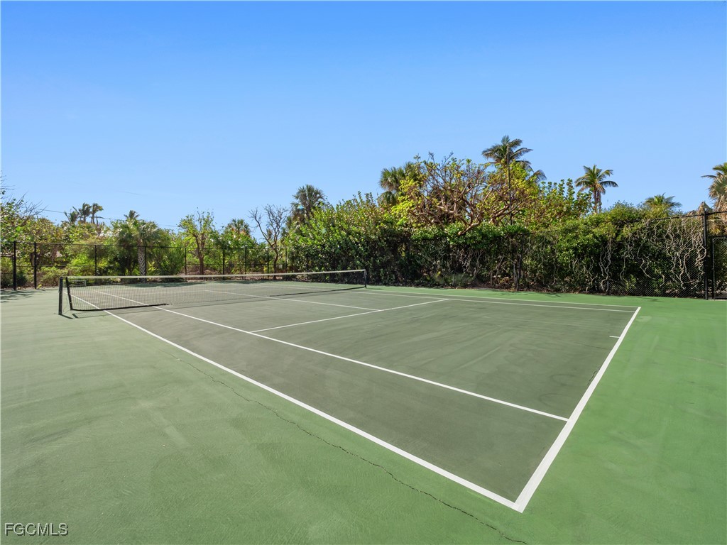 16530 Captiva DR