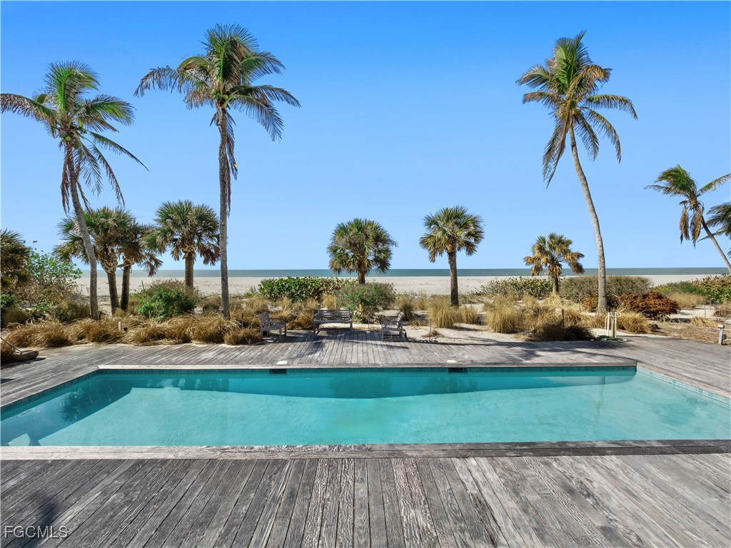 16530 Captiva DR