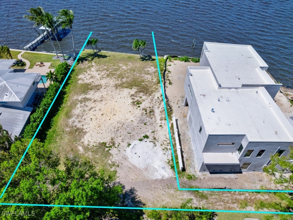 1204 Alhambra DR
