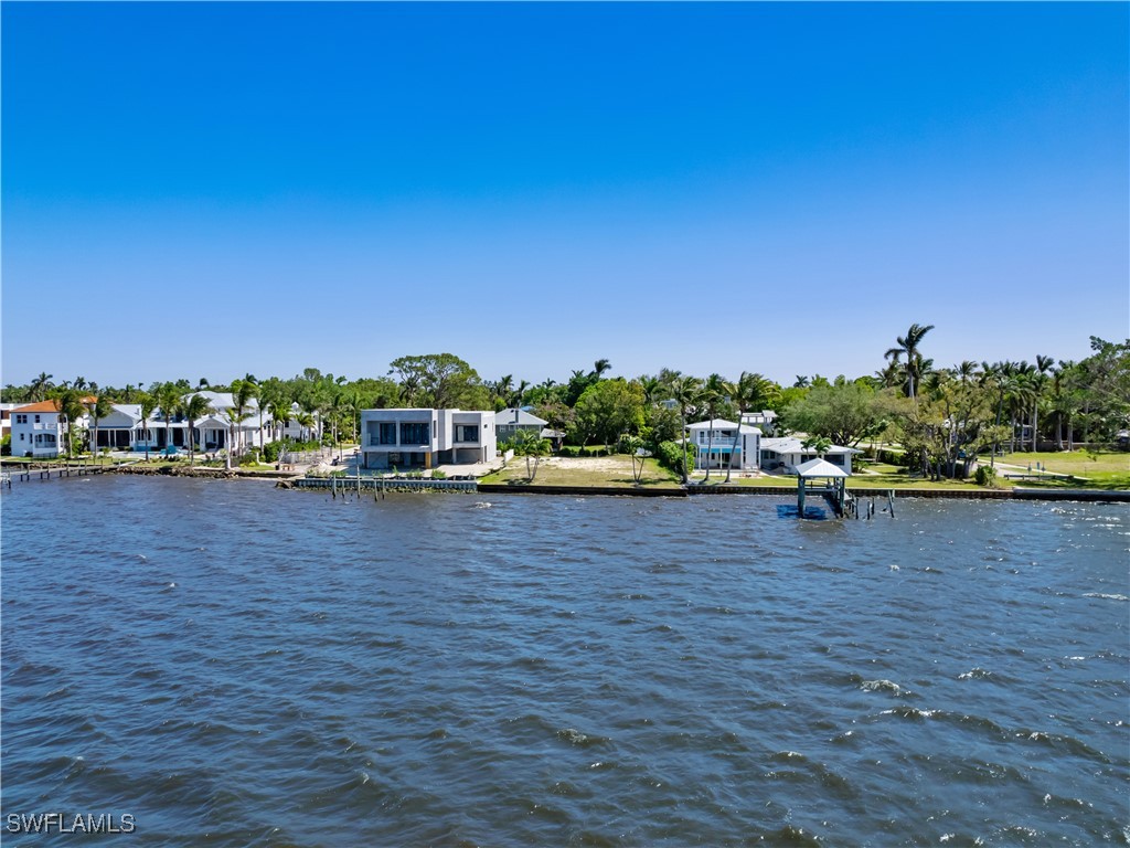 1204 Alhambra DR