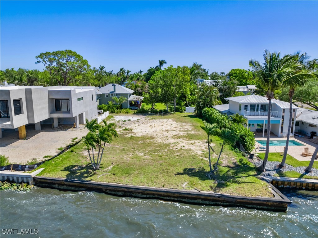 1204 Alhambra DR
