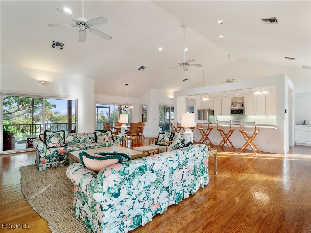 16543 Captiva DR