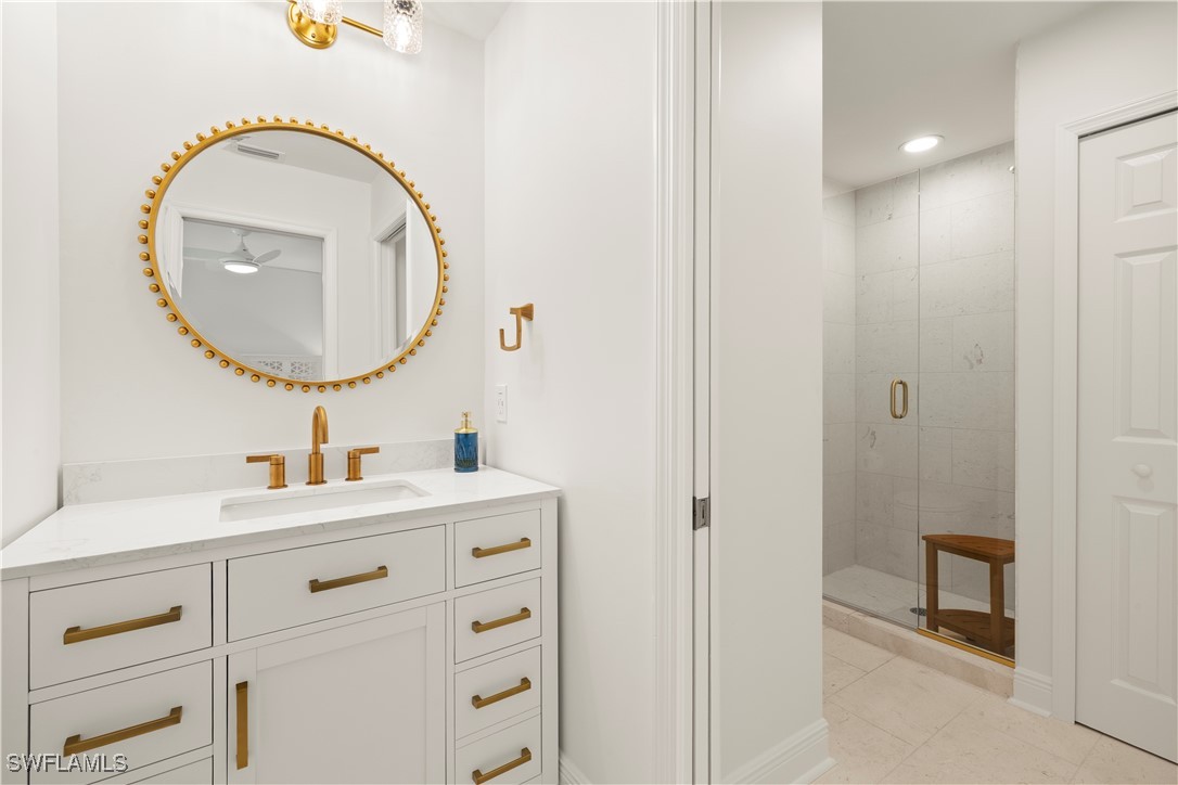 8451 Casa Del Rio LN