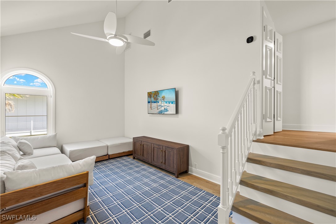 8451 Casa Del Rio LN