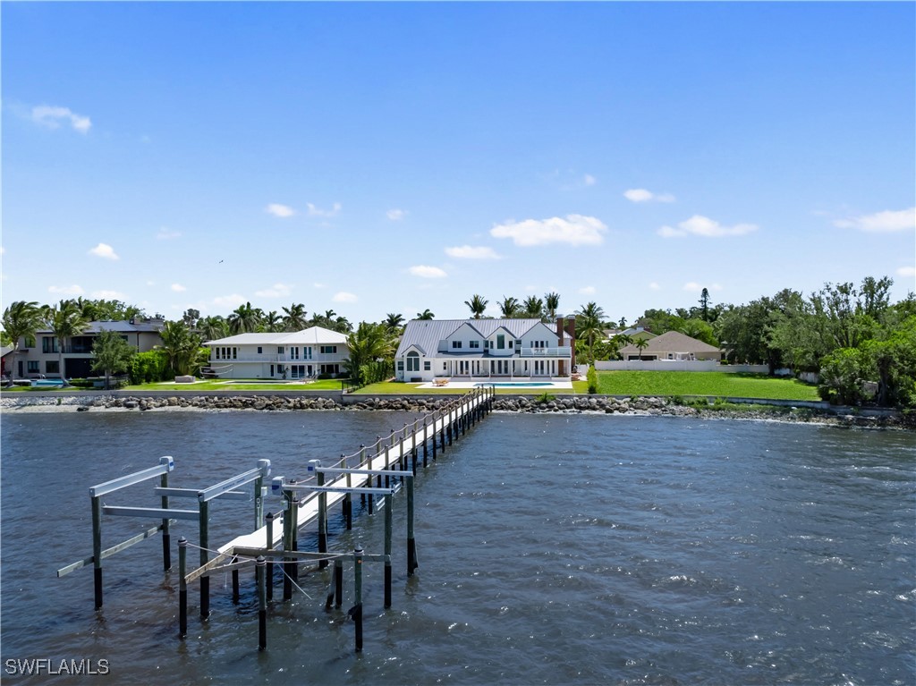 8451 Casa Del Rio LN