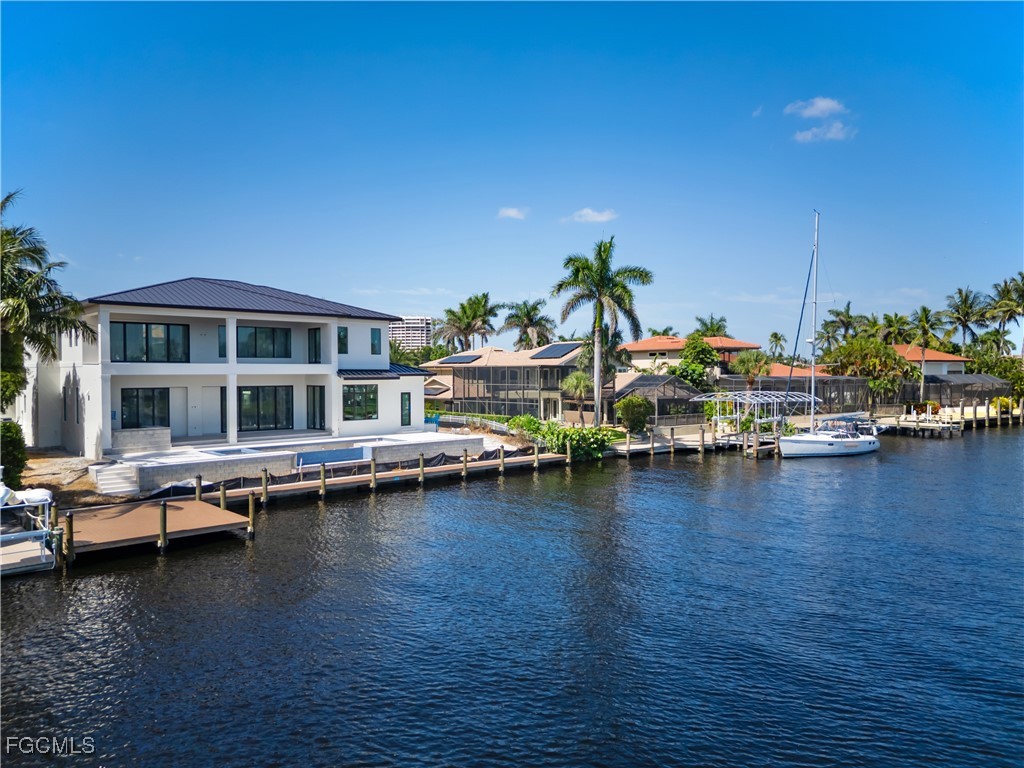 846 Cypress Lake CIR