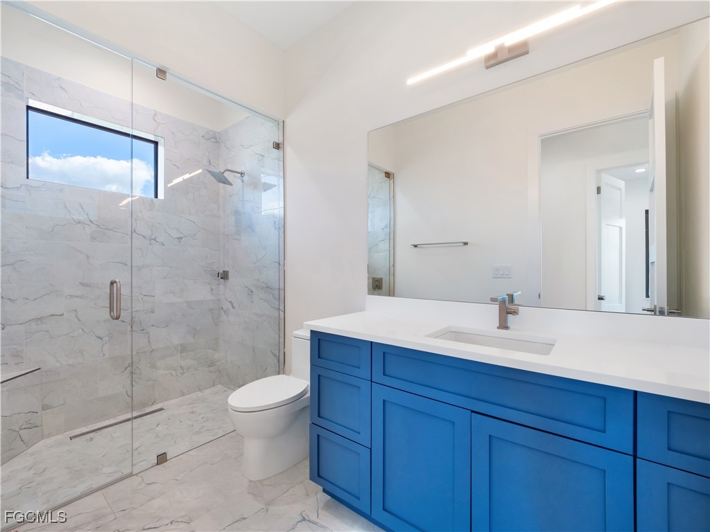 846 Cypress Lake CIR