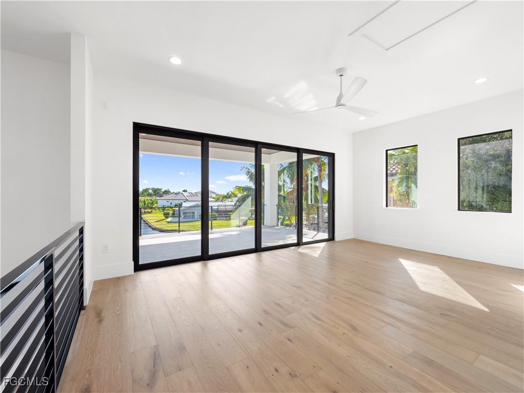 846 Cypress Lake CIR