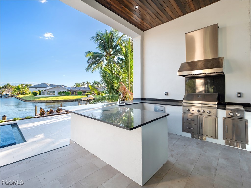 846 Cypress Lake CIR