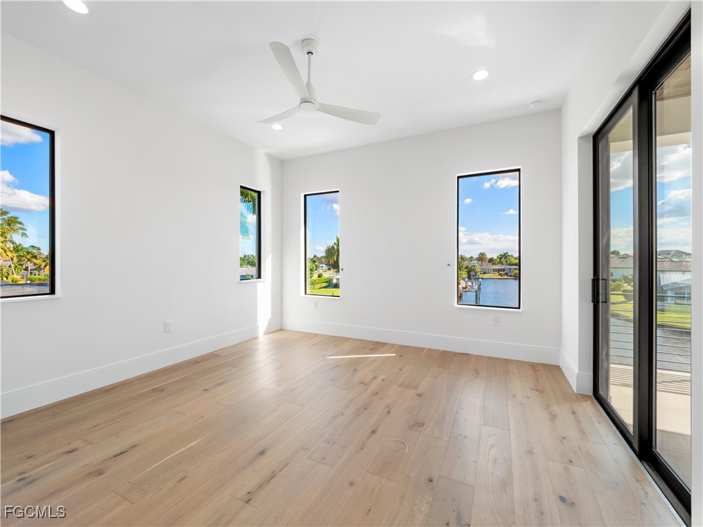 846 Cypress Lake CIR