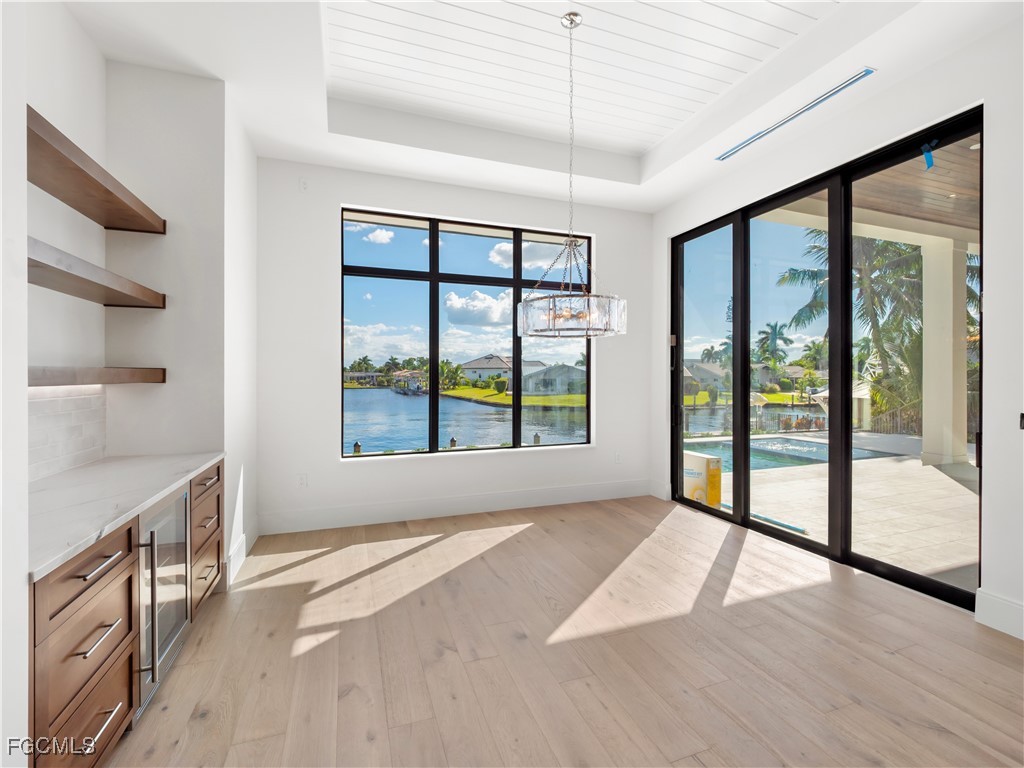 846 Cypress Lake CIR