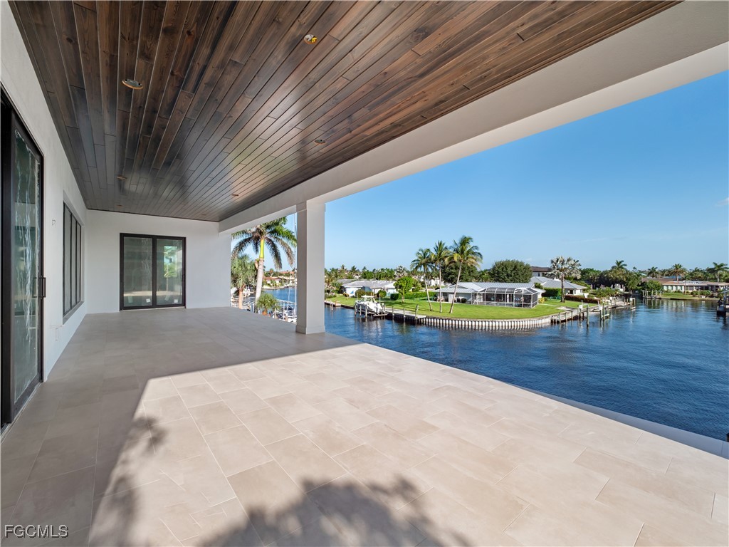 846 Cypress Lake CIR