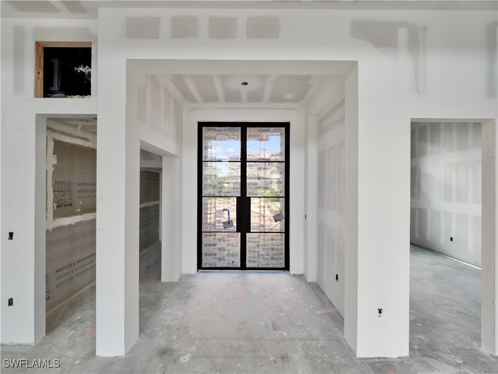 846 Cypress Lake CIR