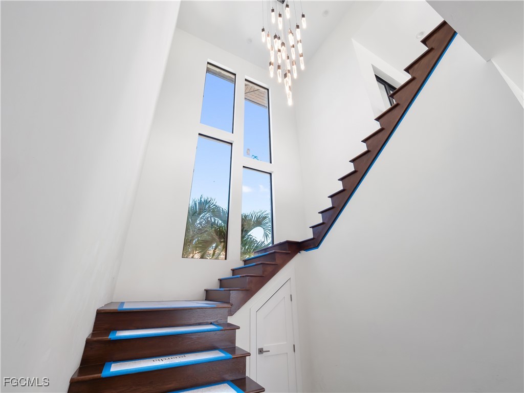 846 Cypress Lake CIR