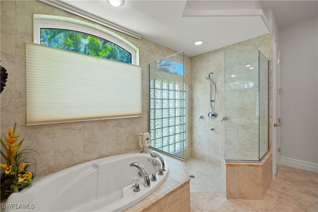 15600 Catalpa Cove DR