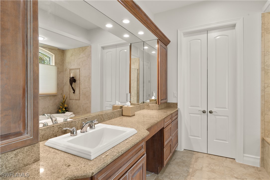 15600 Catalpa Cove DR