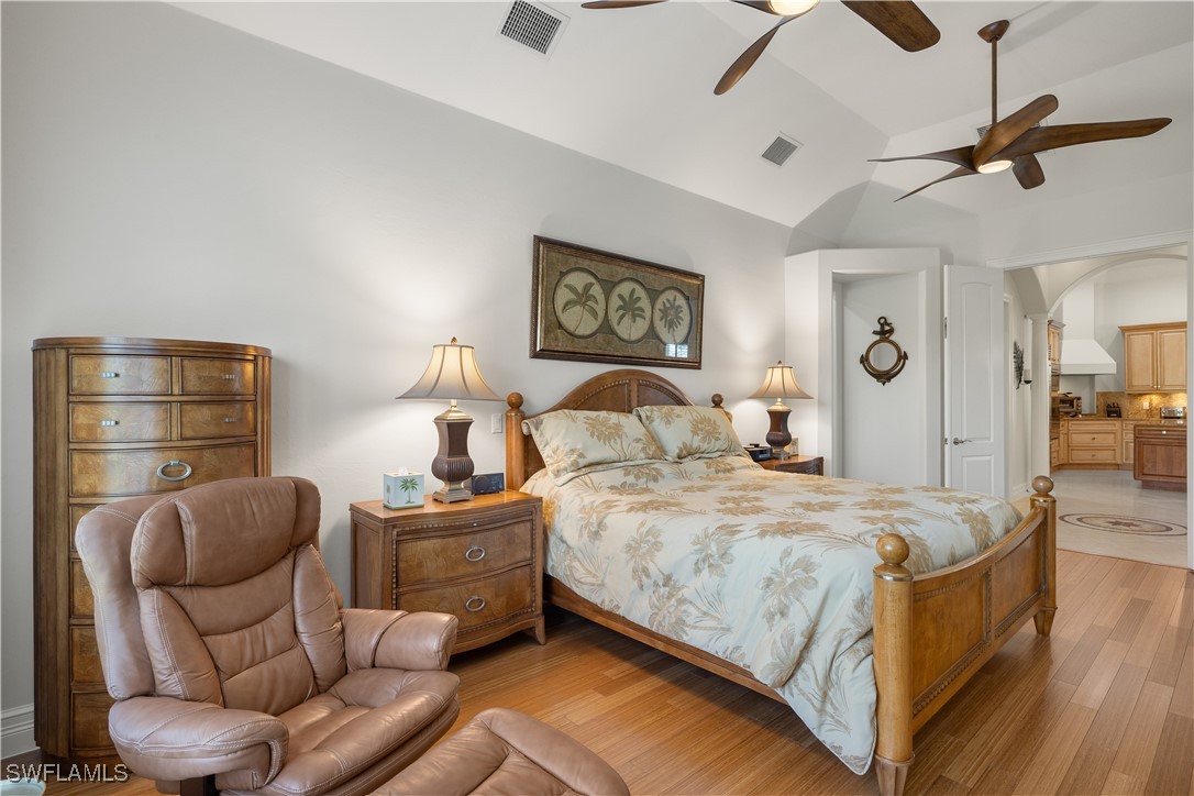 15600 Catalpa Cove DR
