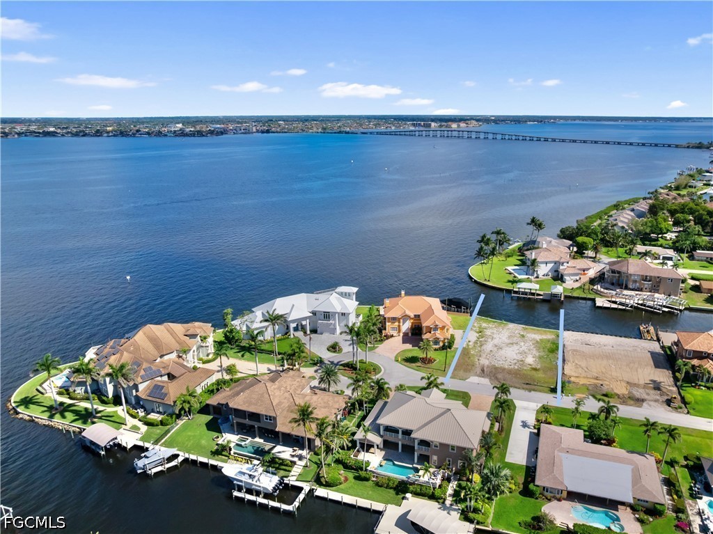 799 Cypress Lake CIR