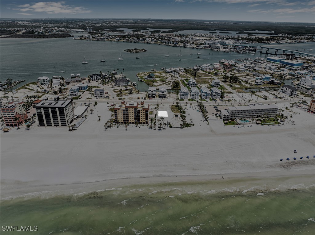 612 Estero BLVD