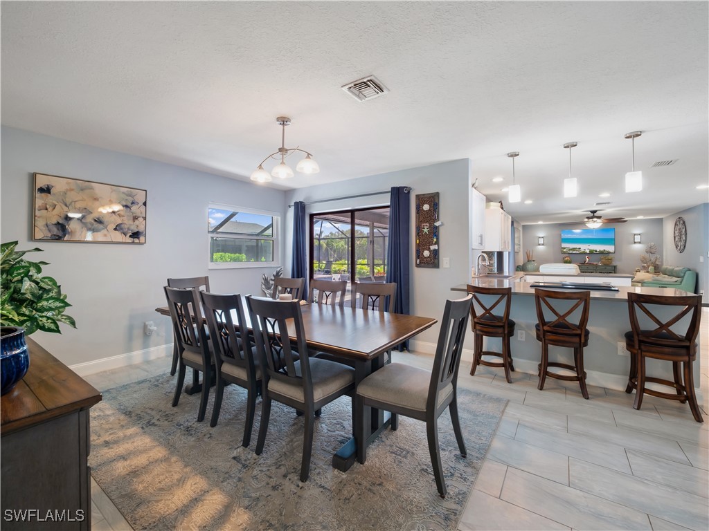 2619 SW 48th TER