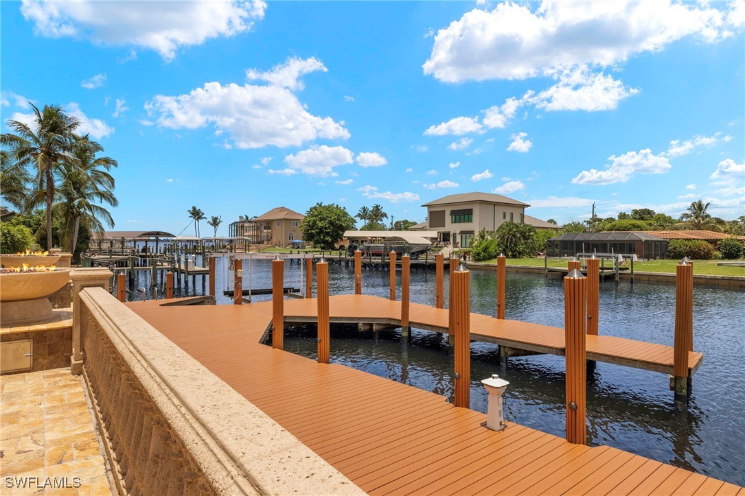 841 Cypress Lake CIR