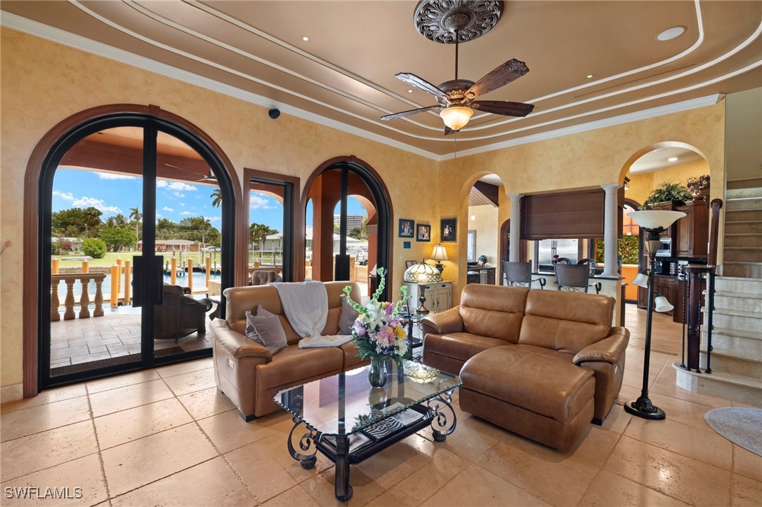 841 Cypress Lake CIR