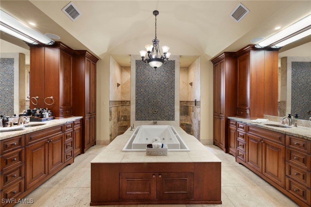 841 Cypress Lake CIR