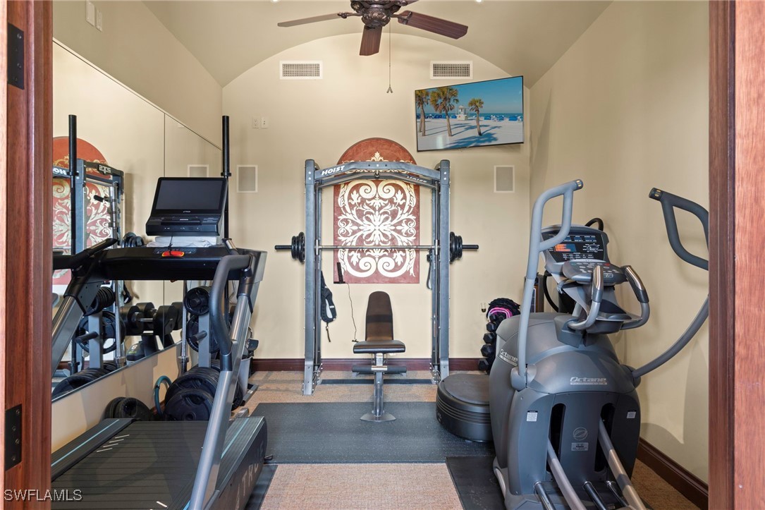 841 Cypress Lake CIR