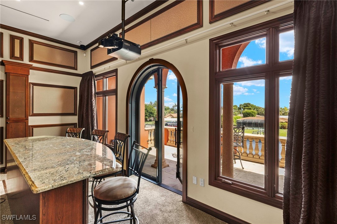 841 Cypress Lake CIR