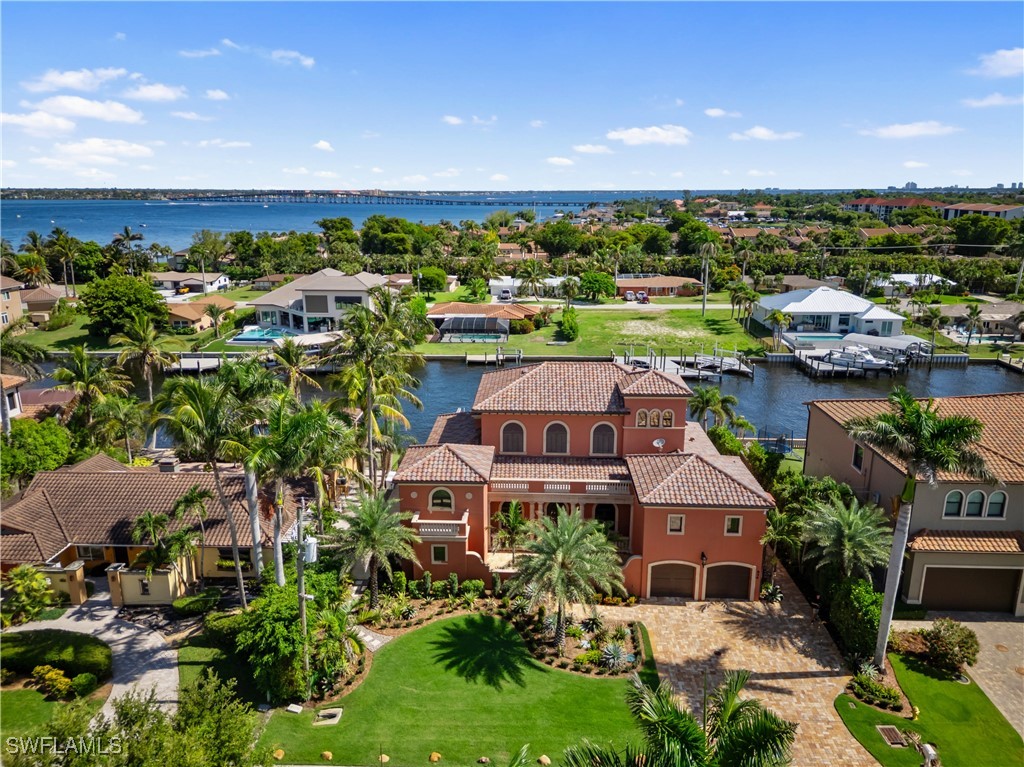 841 Cypress Lake CIR