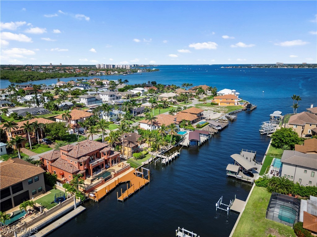 841 Cypress Lake CIR