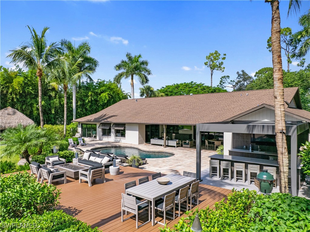 13637 Pine Villa LN