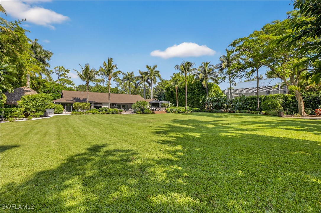 13637 Pine Villa LN