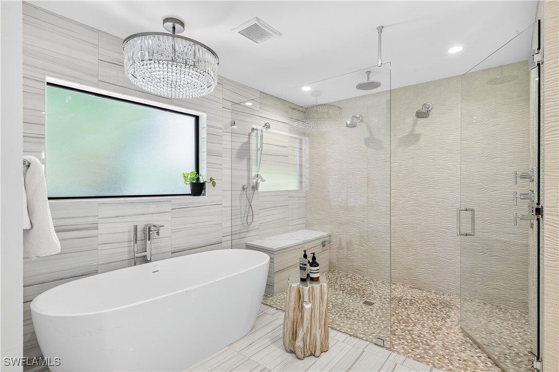 13637 Pine Villa LN