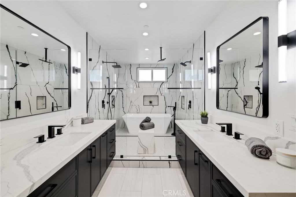 201 S Juanita Avenue