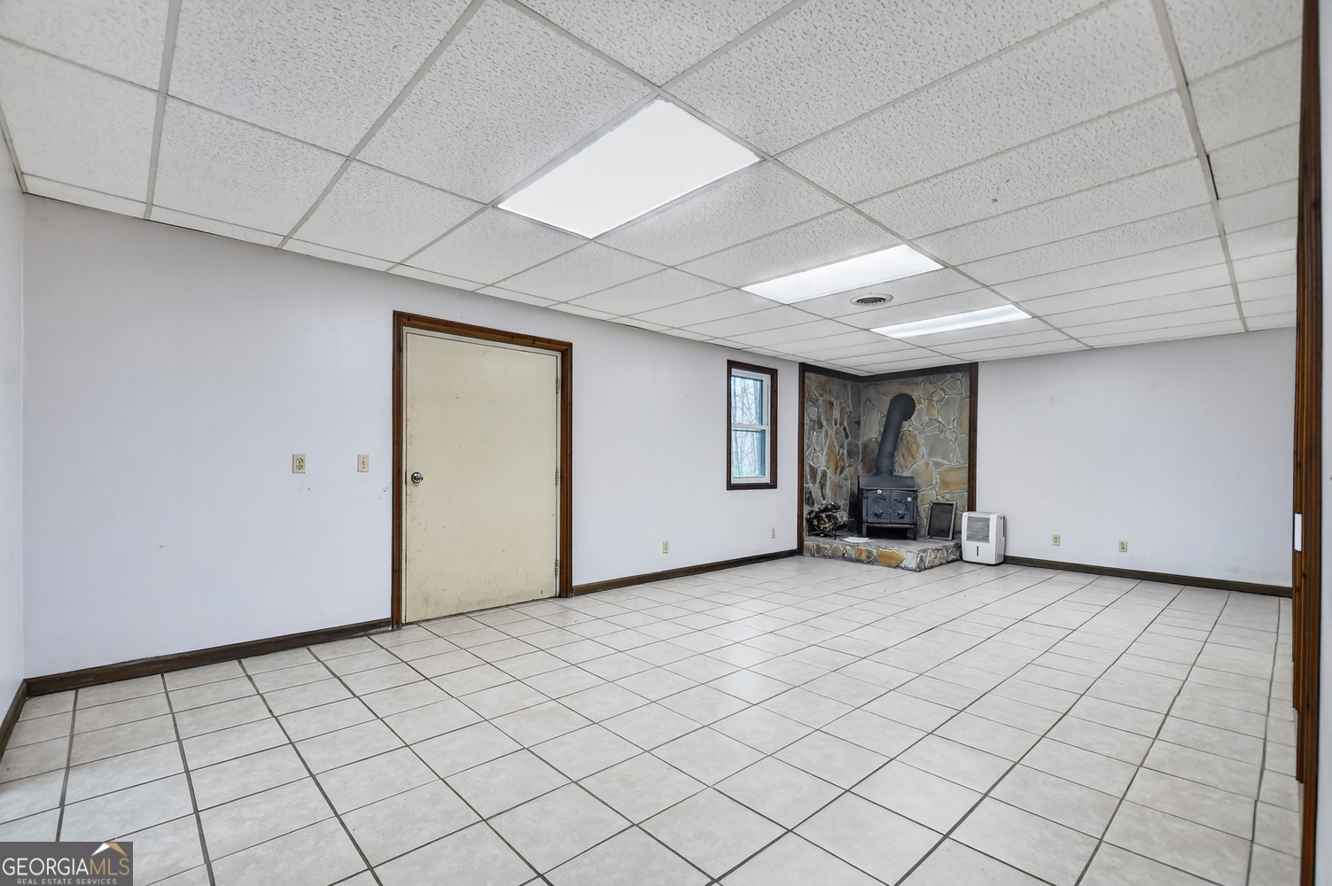 95 N Crestview Drive