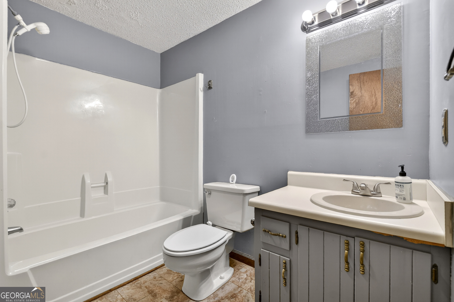 95 N Crestview Drive