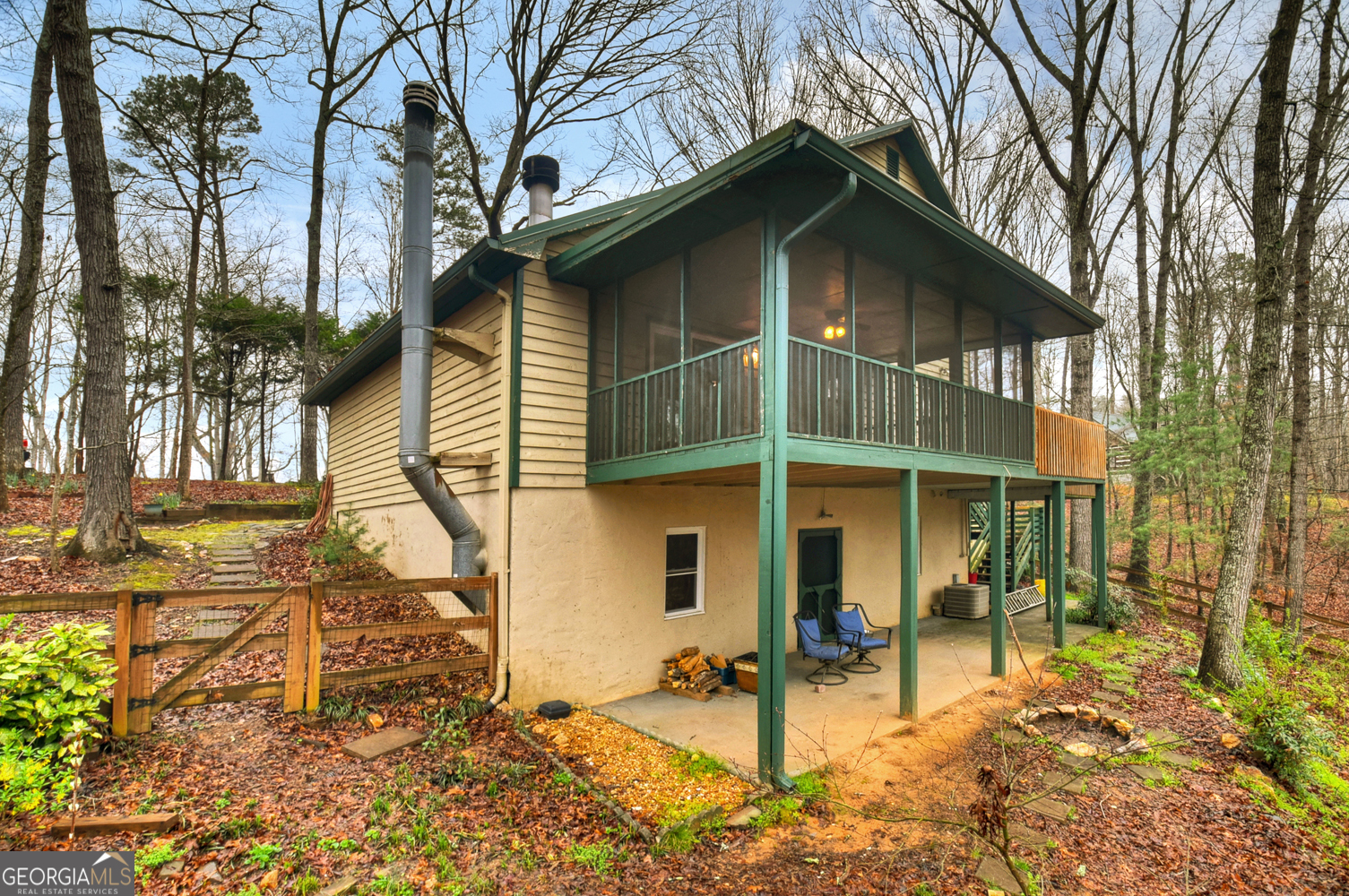 95 N Crestview Drive