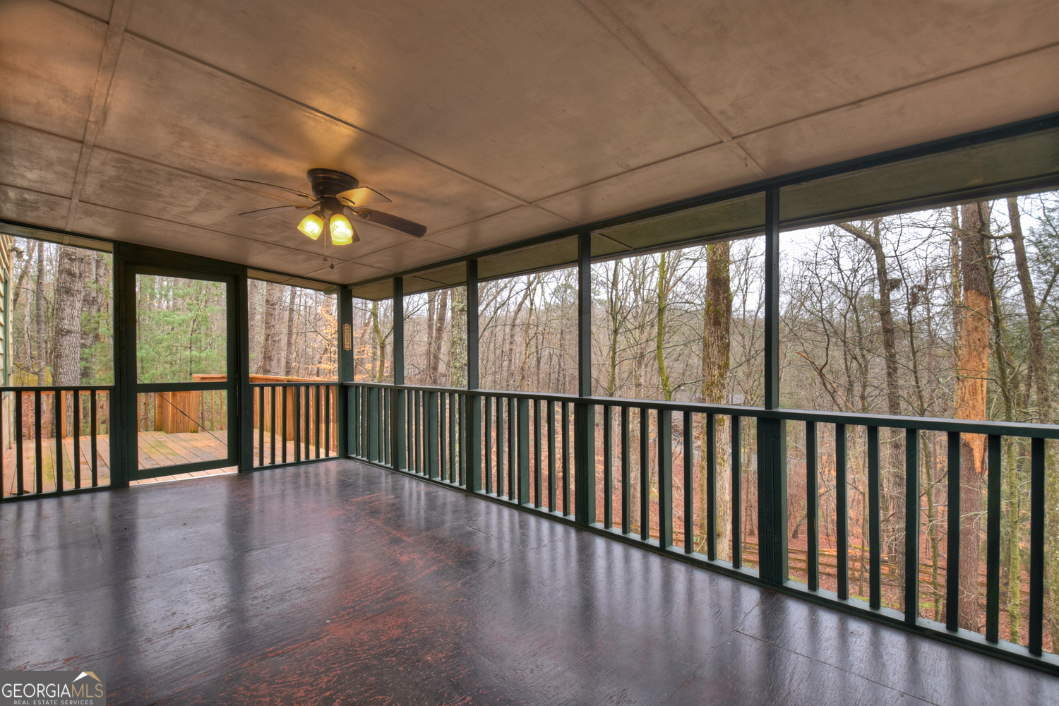 95 N Crestview Drive