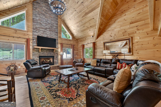 565 Catawba Circle