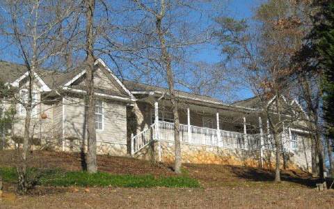 1063 Villa Drive