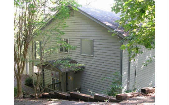 108 Oval Court