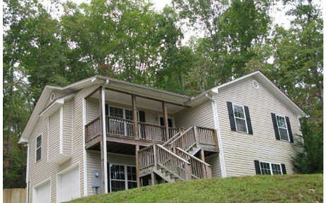 821 Villa Drive