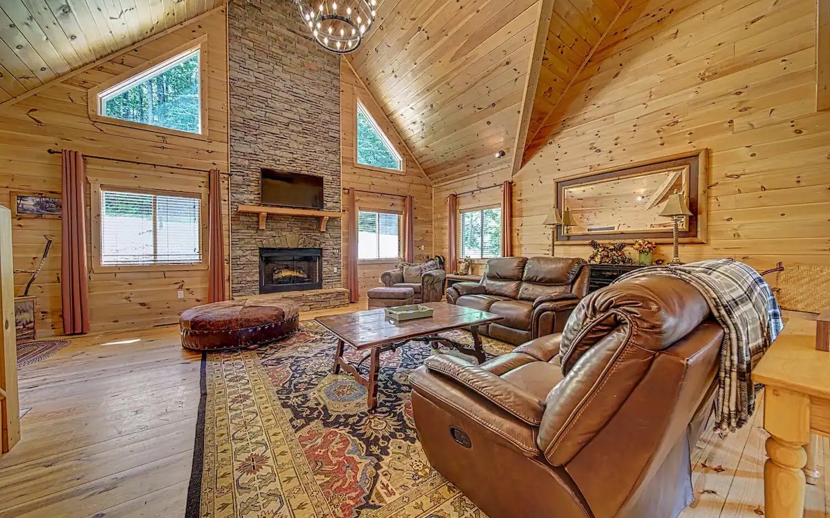 565 Catawba Circle