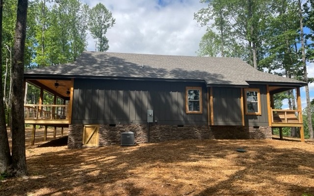 1450 Twisted Oak Road