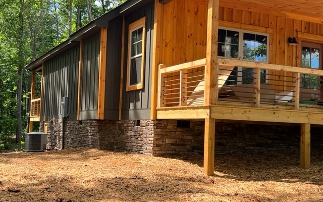1450 Twisted Oak Road