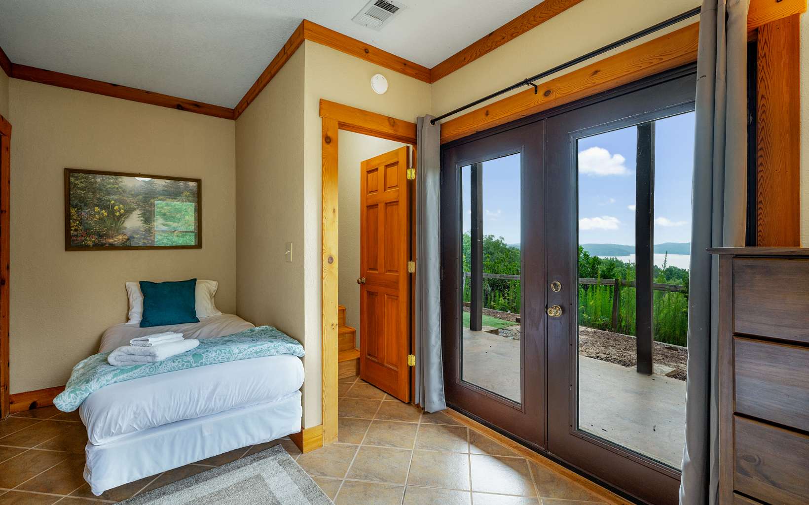 103 Carters Cove