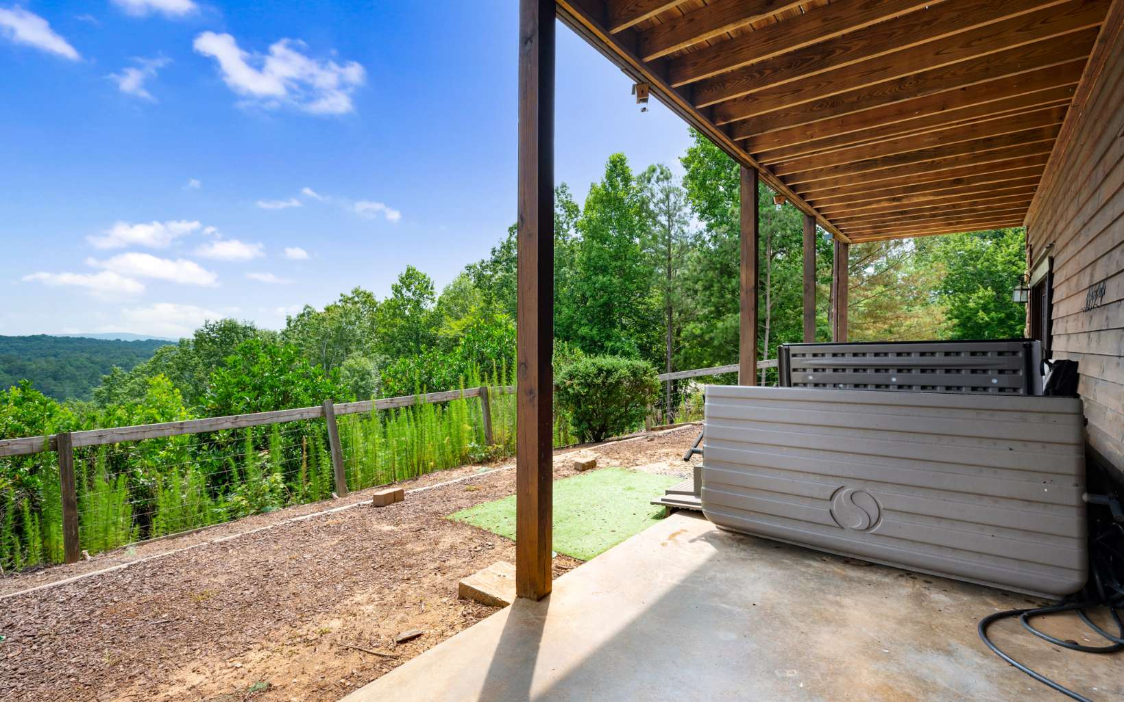 103 Carters Cove